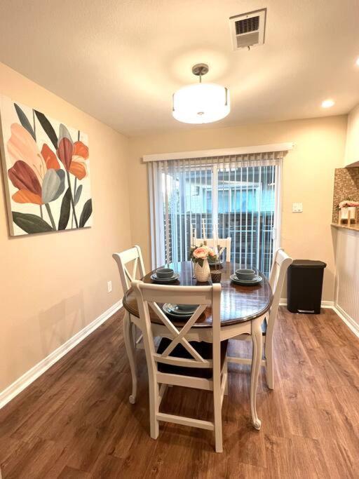 Lovely 2 Bedroom/2 Bath Houston, Heights/Galleria Zewnętrze zdjęcie